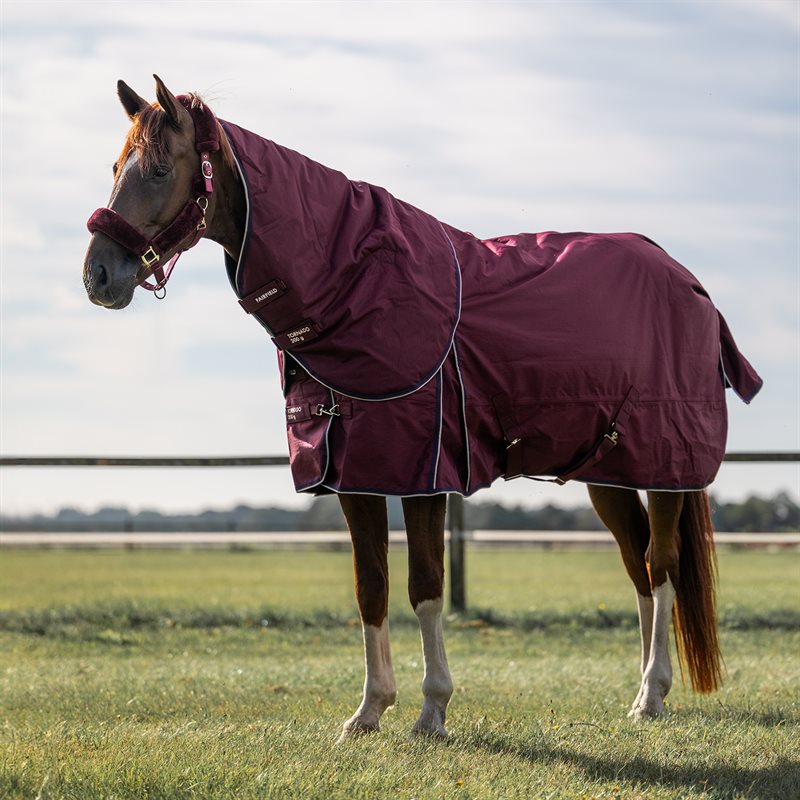 Utedekken Tornado 200 Fairfield® Vinrød