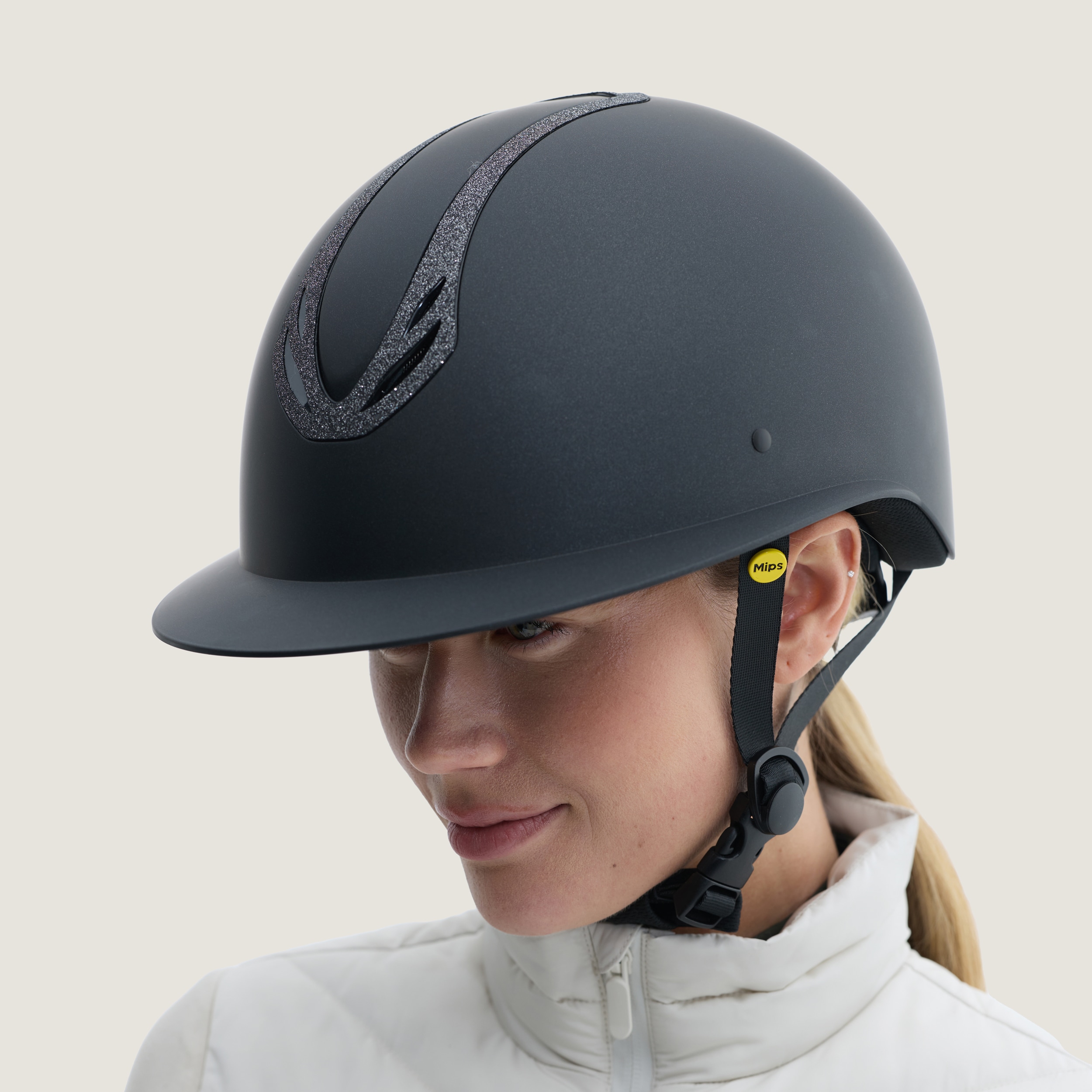Ridehjelm Ovation Solid Sun Mips CRW®